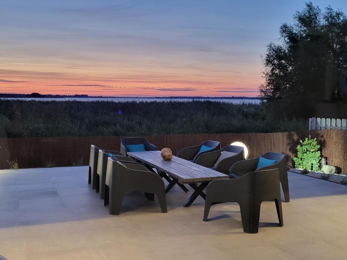 Robson Beach I Sauna, Jacuzzi 미에드지보드지 외부 사진