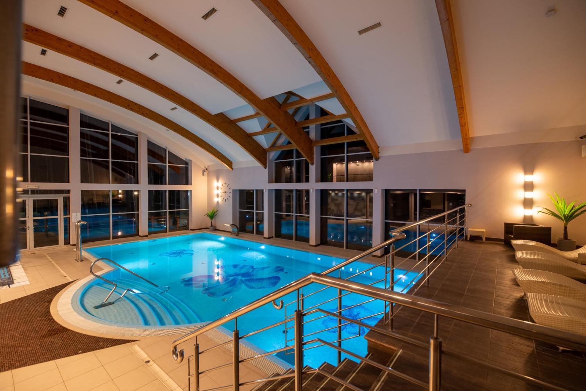 Robson Beach I Sauna, Jacuzzi 미에드지보드지 외부 사진